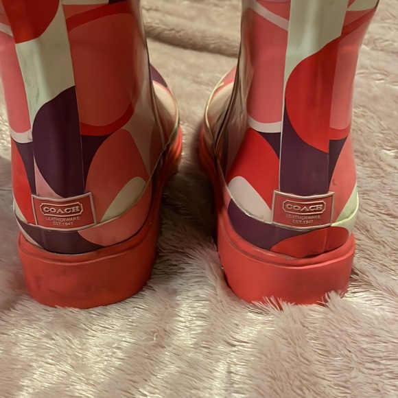 Size 7 pink and purple Coach Rainboots - Picture 5 of 8